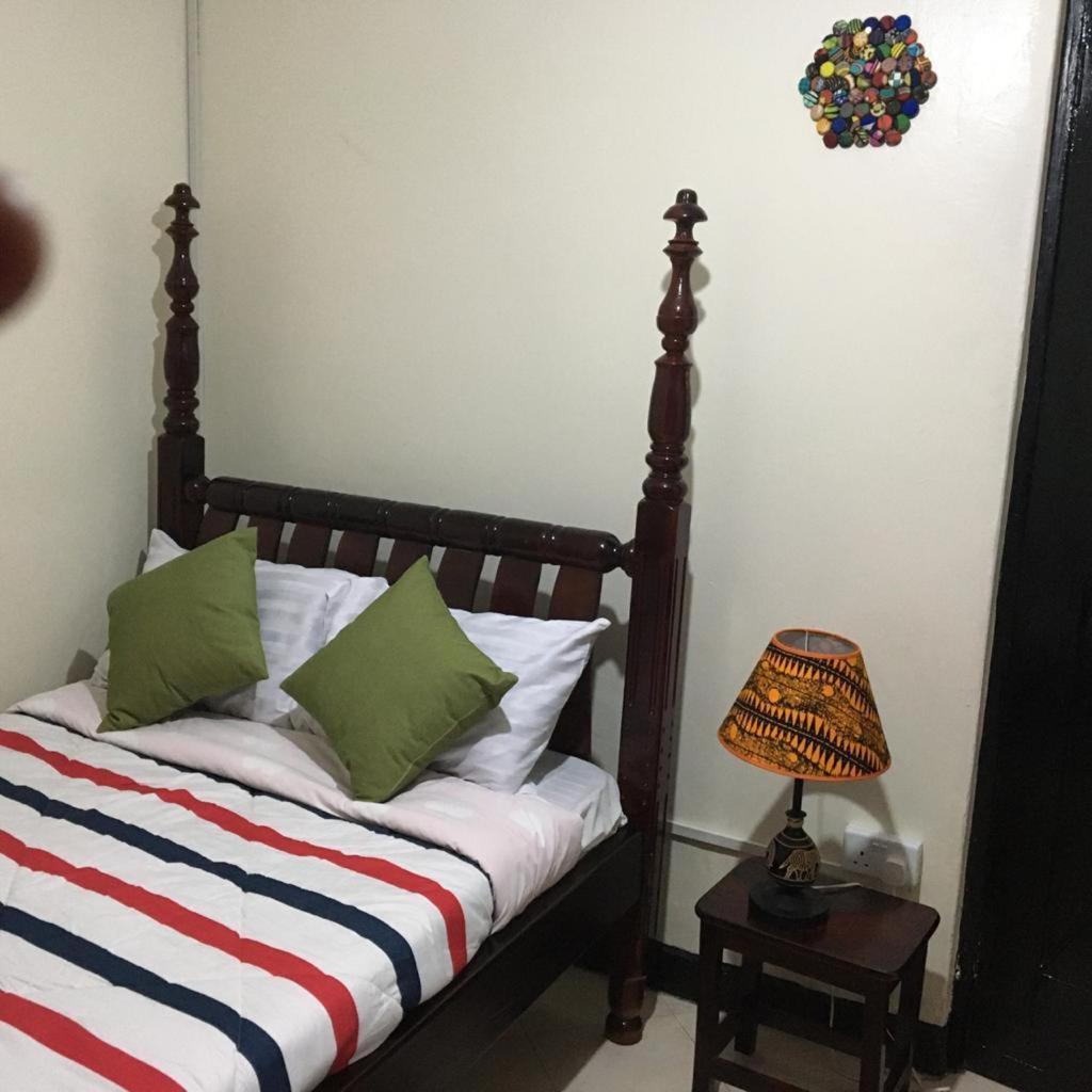 Okra House Hotel Entebbe Kültér fotó