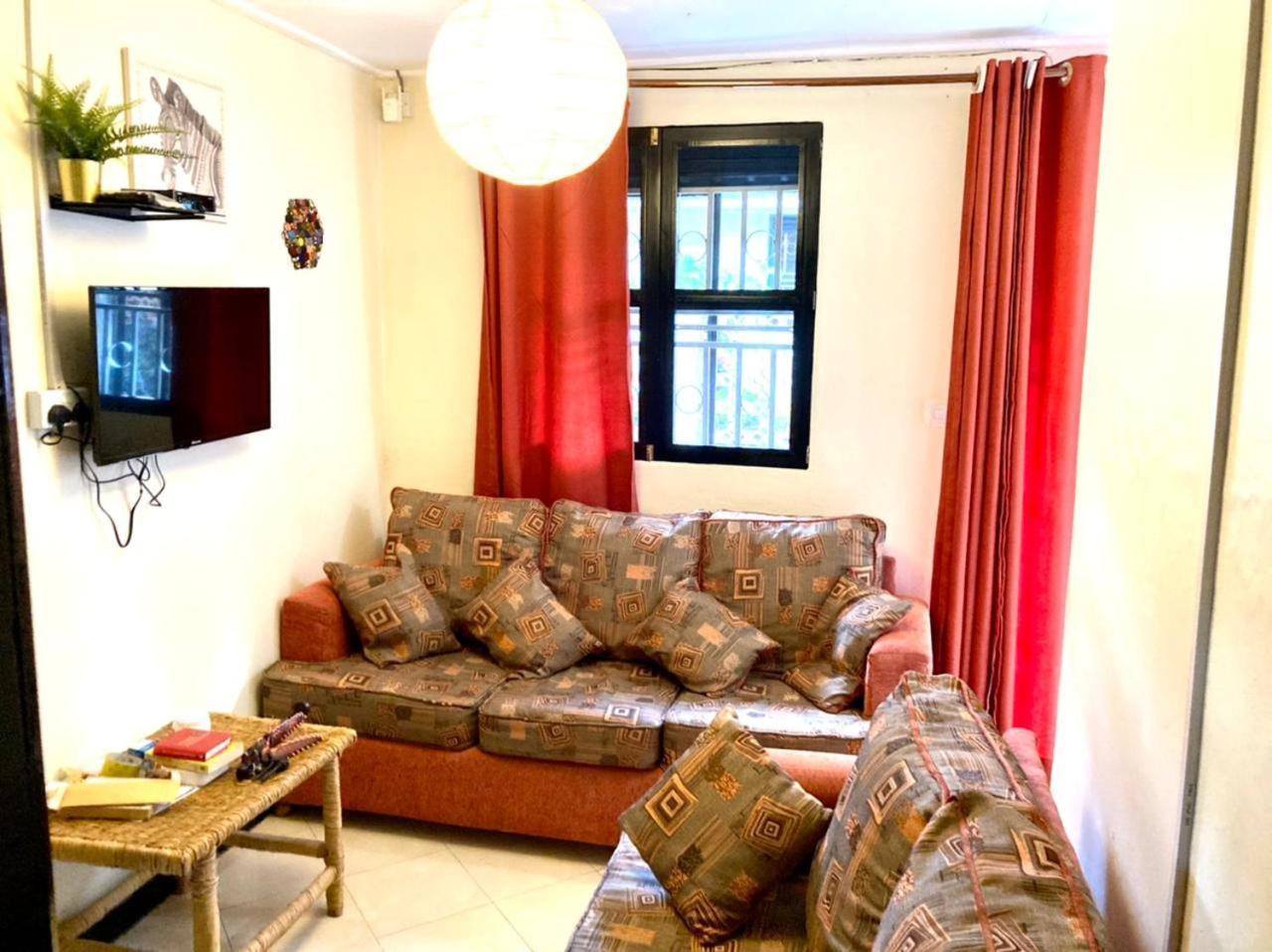 Okra House Hotel Entebbe Kültér fotó