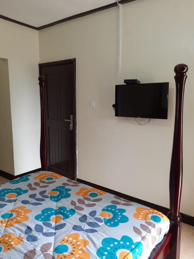 Okra House Hotel Entebbe Kültér fotó