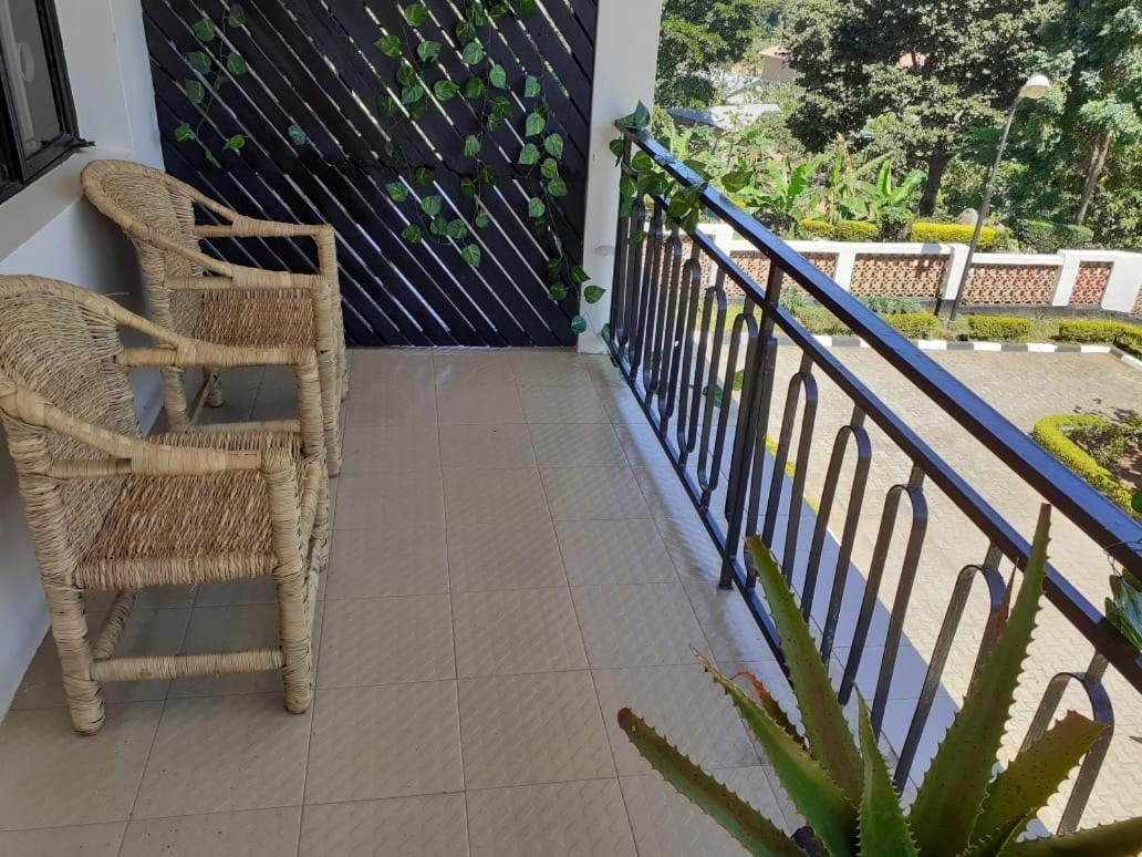 Okra House Hotel Entebbe Kültér fotó