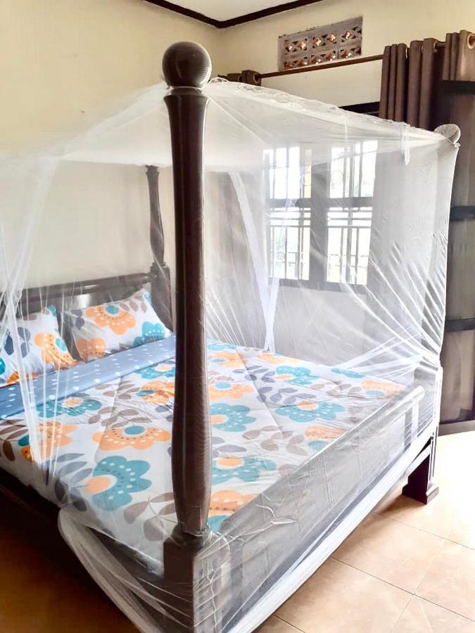 Okra House Hotel Entebbe Kültér fotó